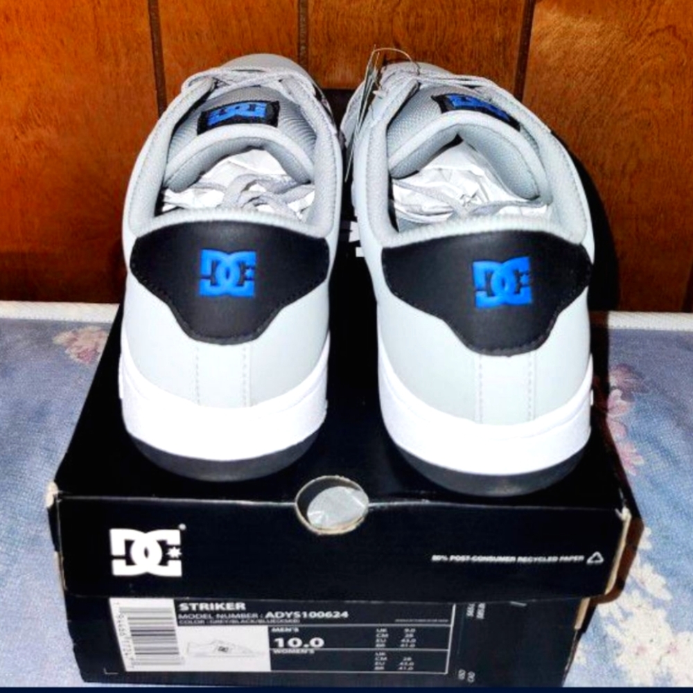 DC Striker Skate Shoes Sz (10) - Picture 5 of 6